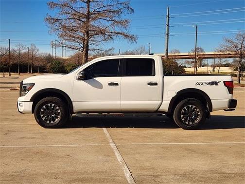 2024 Nissan Titan PRO-4X