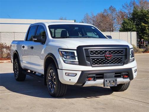 2024 Nissan Titan PRO-4X