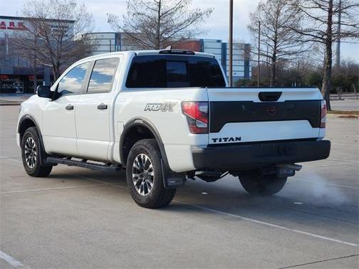 2024 Nissan Titan PRO-4X