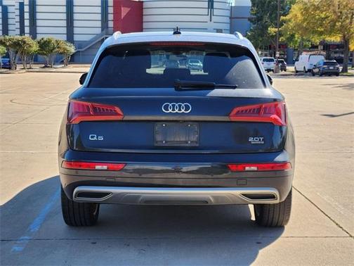 2018 Audi Q5 2.0T Tech Premium