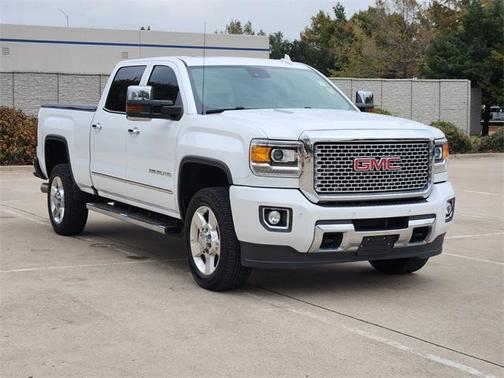 2016 GMC Sierra 2500 Denali