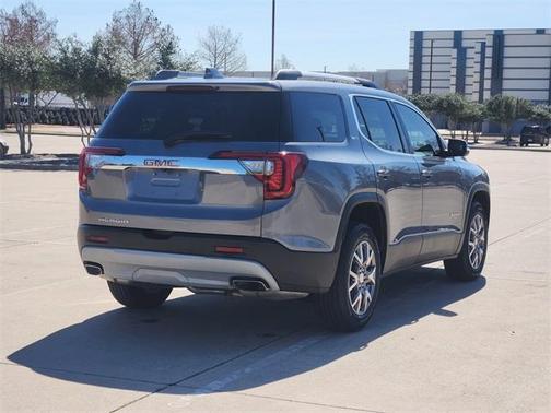 2021 GMC Acadia SLT