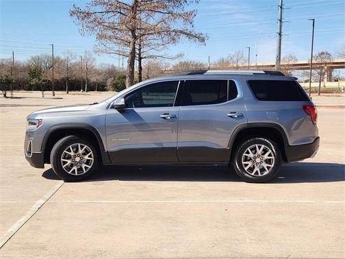 2021 GMC Acadia SLT