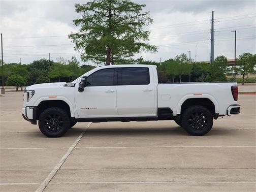 2024 GMC Sierra 2500 AT4