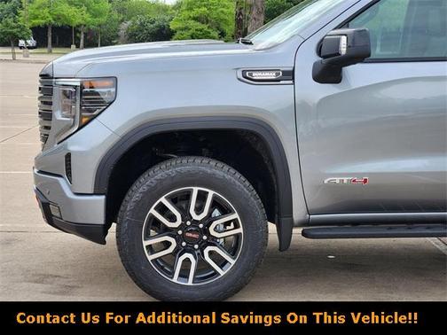 2025 GMC Sierra 1500 AT4