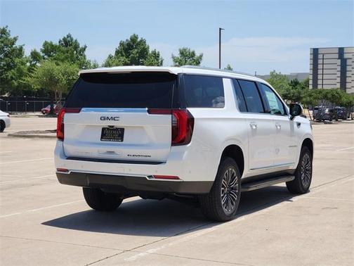 2025 GMC Yukon XL Elevation