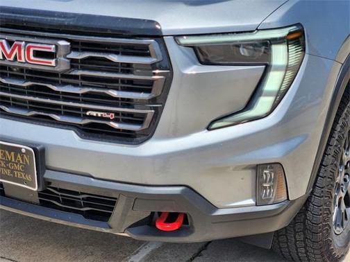 2025 GMC Acadia AT4