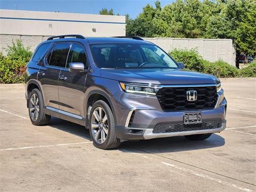 2023 Honda Pilot Touring