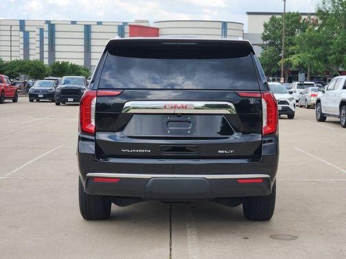 Onyx Black 2022 GMC Yukon SLT