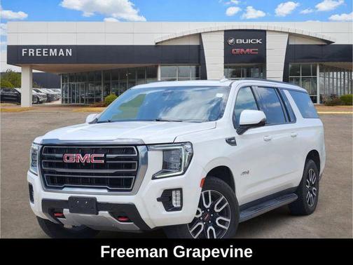 White Frost Tri-Coat 2022 GMC Yukon XL AT4