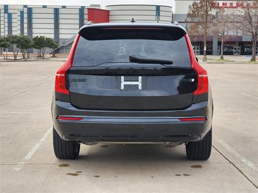 2023 Volvo XC90 B6 Ultimate 7-Seater