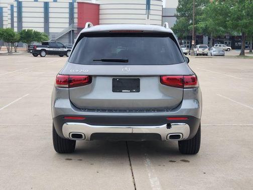 Gray 2021 Mercedes-Benz GLB 250 Base