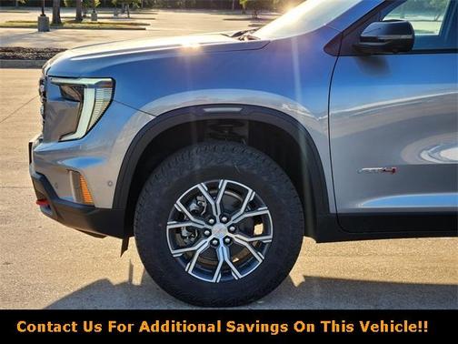 2025 GMC Acadia AT4