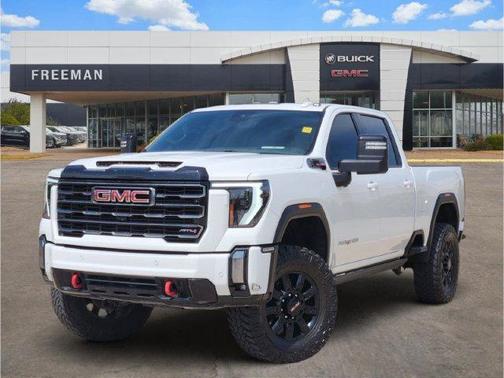Summit White 2024 GMC Sierra 2500 AT4