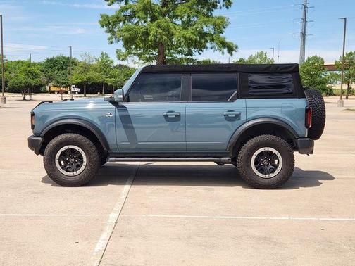 Area 51 2022 Ford Bronco Outer Banks