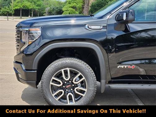 2025 GMC Sierra 1500 AT4
