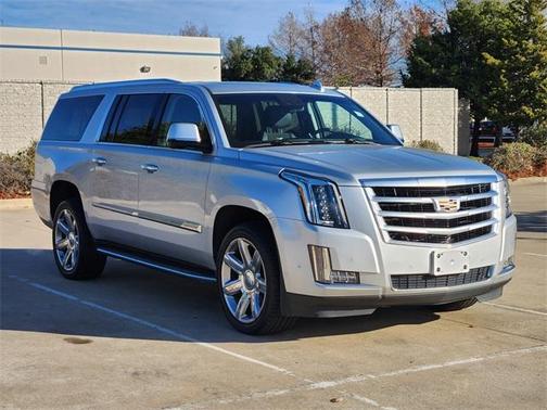 2018 Cadillac Escalade ESV Luxury