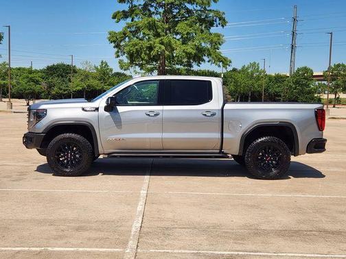 Sterling 2023 GMC Sierra 1500 AT4X