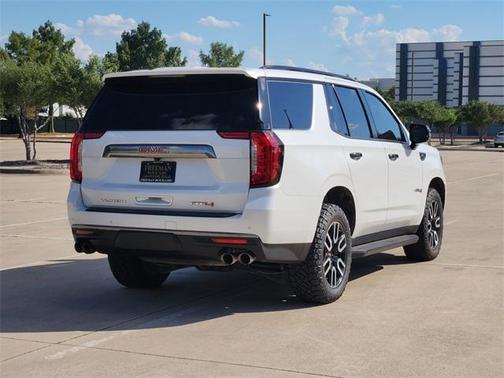2022 GMC Yukon AT4