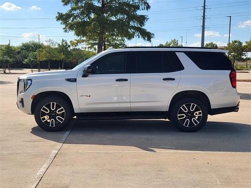 2022 GMC Yukon AT4
