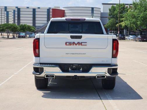Summit White 2024 GMC Sierra 1500 SLT