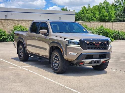 2024 Nissan Frontier PRO-4X
