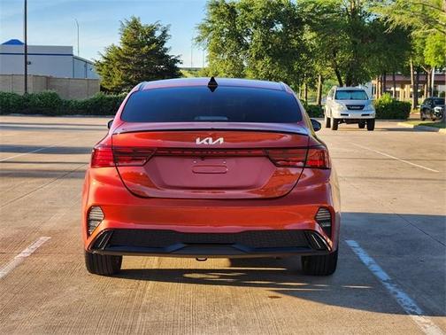 2022 Kia Forte GT-Line