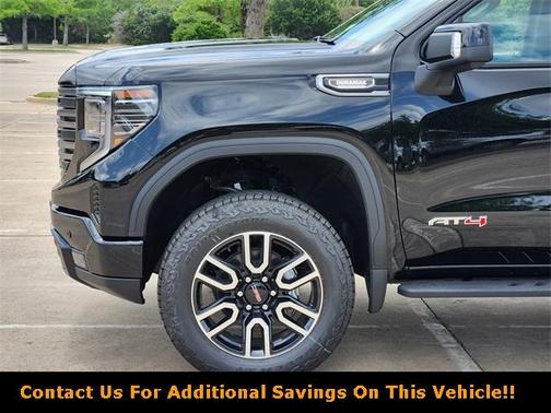 2025 GMC Sierra 1500 AT4