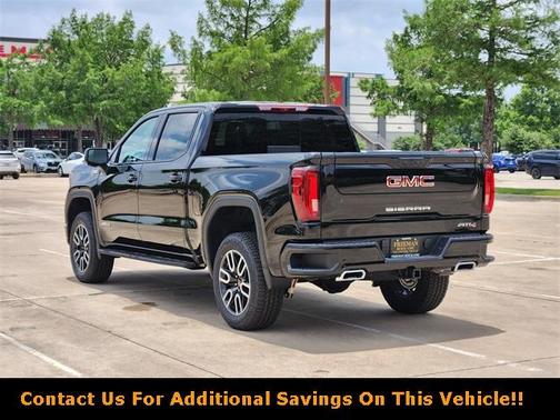 2025 GMC Sierra 1500 AT4