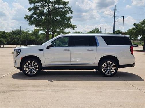 2023 GMC Yukon XL Denali