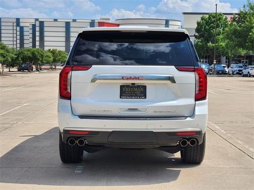 2023 GMC Yukon XL Denali