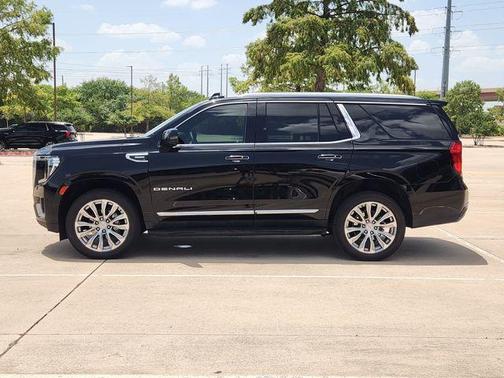 Onyx Black 2024 GMC Yukon Denali