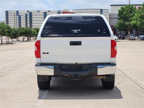 2018 Toyota Tundra SR5