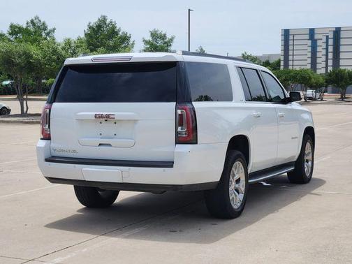 Summit White 2018 GMC Yukon XL SLT