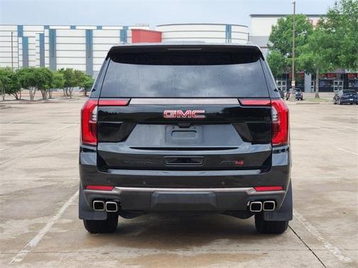 2025 GMC Yukon AT4 Ultimate