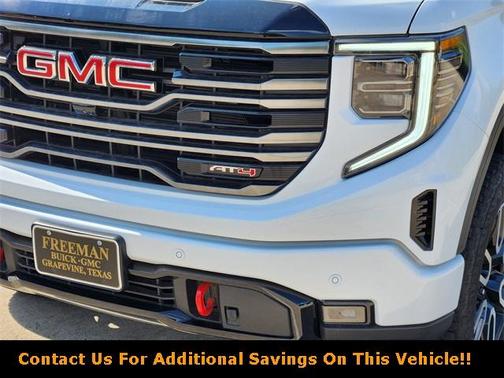 2025 GMC Sierra 1500 AT4