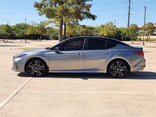 2025 Toyota Camry 