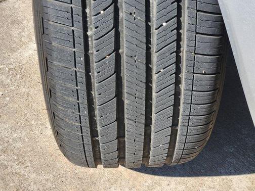 Cirrus Silver Metallic 2023 Mercedes-Benz GLE 350 Base