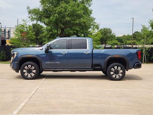 Metallic 2024 GMC Sierra 2500 Denali