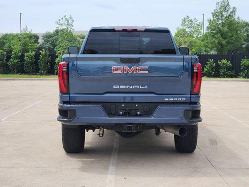 Metallic 2024 GMC Sierra 2500 Denali