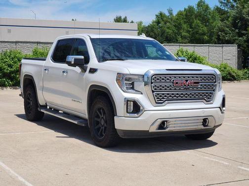 White Frost Tri-Coat 2019 GMC Sierra 1500 Denali