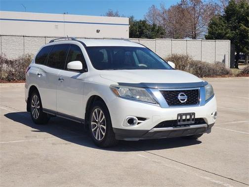 2015 Nissan Pathfinder SV