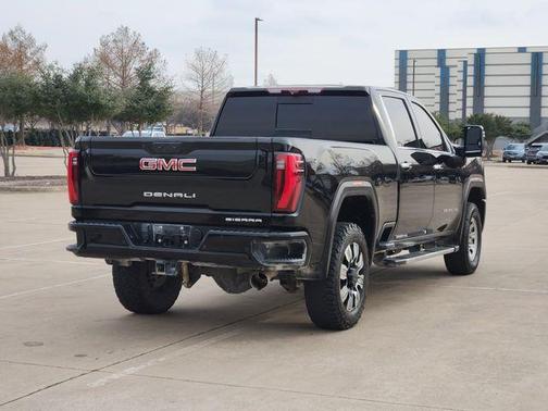 2024 GMC Sierra 2500 Denali