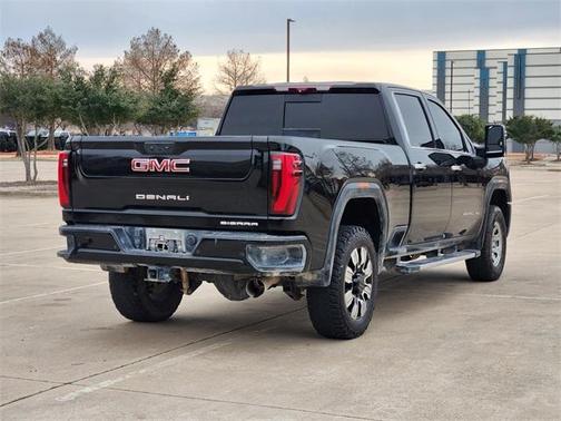 2024 GMC Sierra 2500 Denali