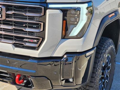 2026 GMC Sierra 2500 AT4X