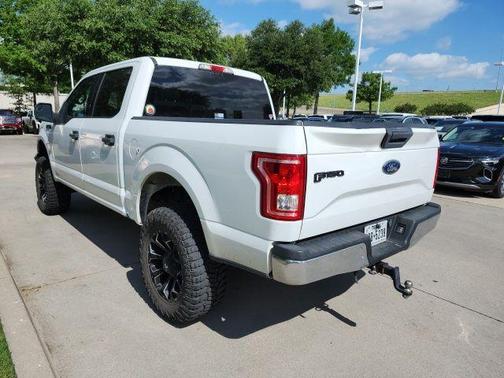 Oxford White 2017 Ford F-150 XLT