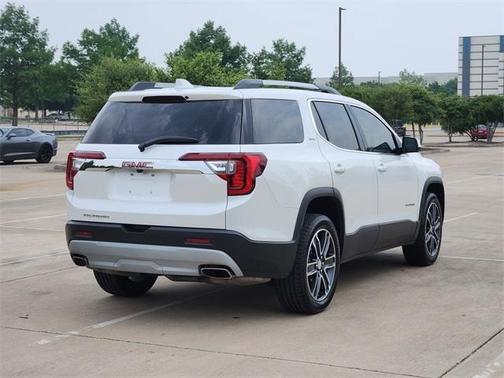 2021 GMC Acadia SLT