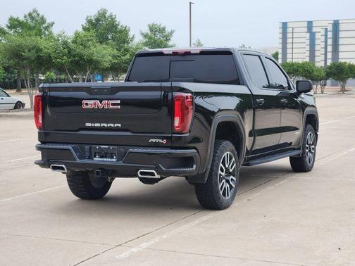 Onyx Black 2024 GMC Sierra 1500 AT4