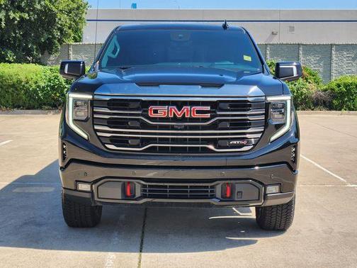 Onyx Black 2024 GMC Sierra 1500 AT4