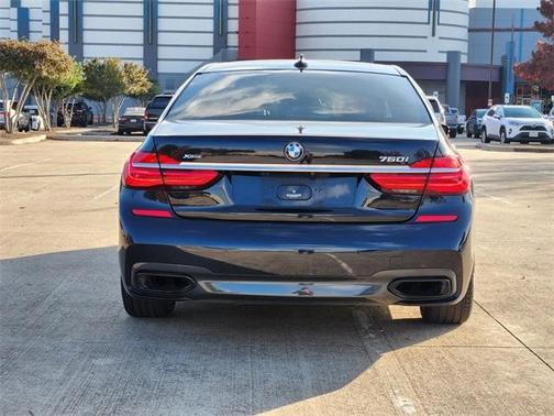 2019 BMW 750 i xDrive